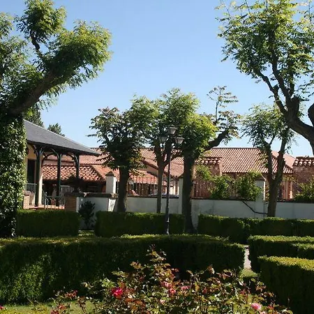 Dehesa La Cenia Hotel Mansilla de las Mulas